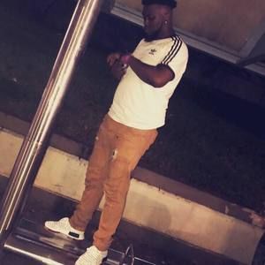 Meet your Posher, Desmond